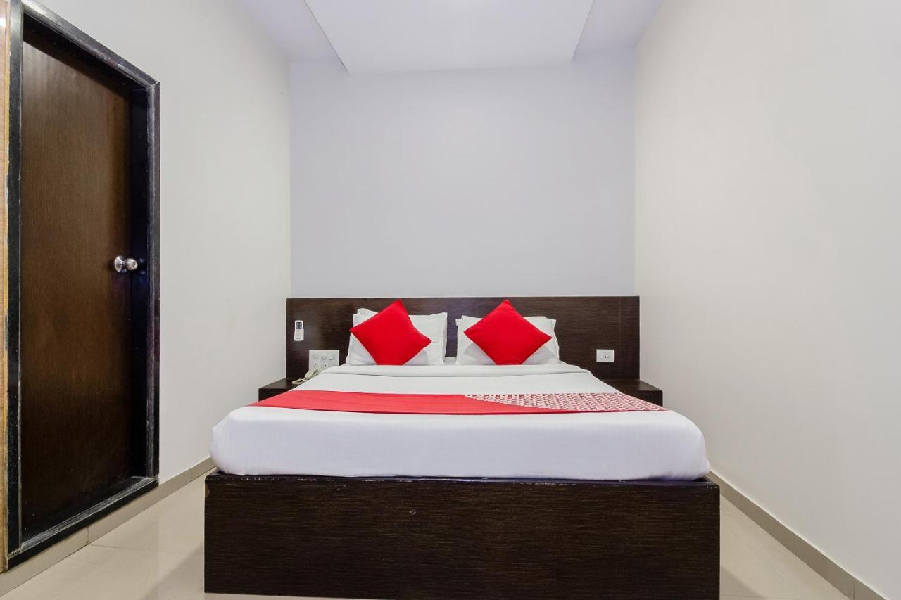 Hotel Oyo 3630 Ajwa 3*